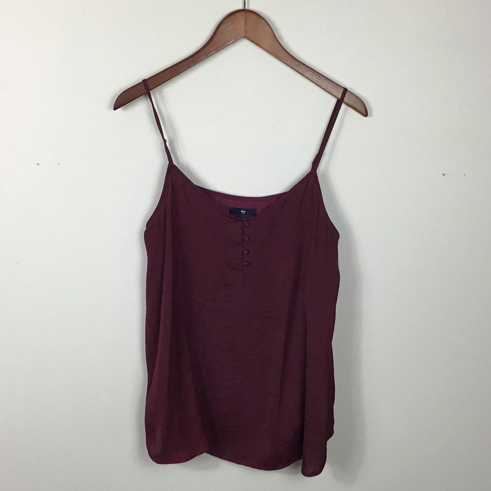 Gap Burgundy cami tank top sleeveless adjustable straps button detail sz medium